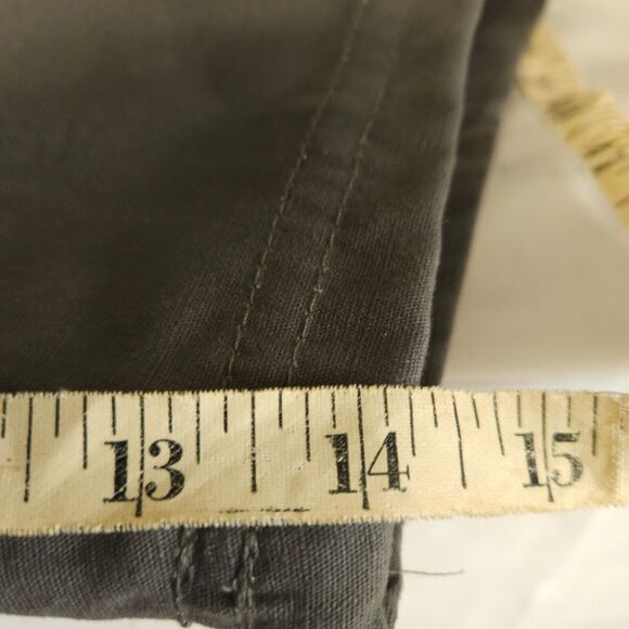 NWT Wrangler Men's 44 Gray Cargo Carpenter Relaxed Fit Knee Length Shorts - Picture 7 of 7